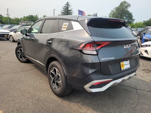 Certified 2023 Kia Sportage LX AWD/4WD image 3