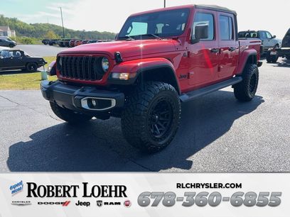 Used 2024 Jeep Gladiator Sport