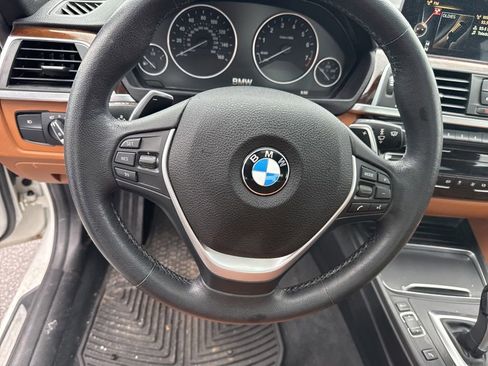 Used 2016 BMW 328i xDrive Sedan AWD/4WD image 12
