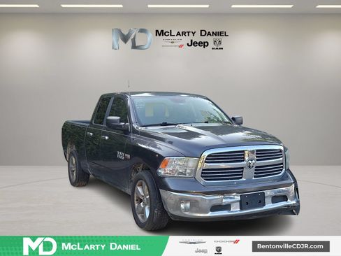 Used 2015 RAM 1500 Lone Star RWD image 1