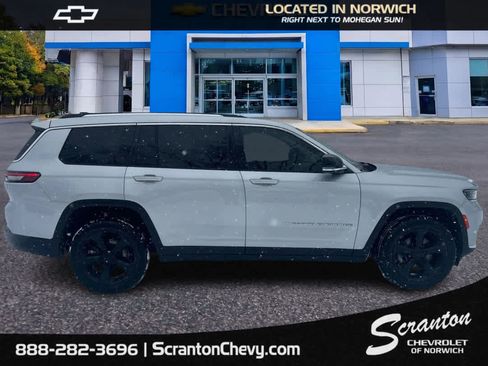 Used 2022 Jeep Grand Cherokee L Limited image 5