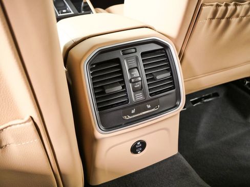 New 2026 Porsche Macan S AWD/4WD image 21
