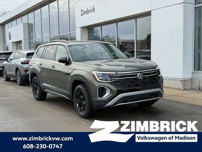 New 2026 Volkswagen Atlas Peak Edition