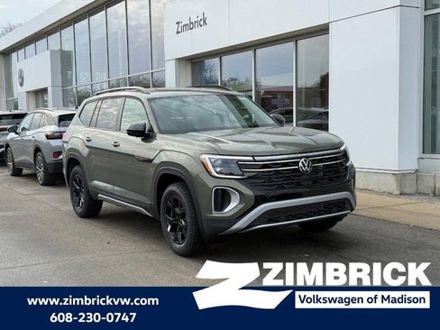 New 2026 Volkswagen Atlas Peak Edition AWD/4WD image 1