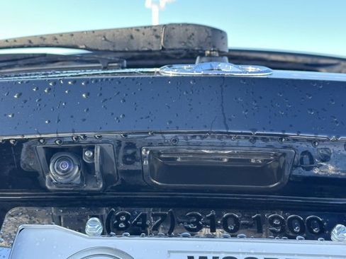 Used 2022 Acura MDX A-Spec image 15