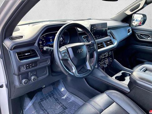 Used 2023 Chevrolet Suburban RST w/ Luxury Package RWD image 14
