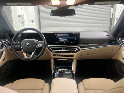 Used 2023 BMW i4 eDrive35 RWD image 10