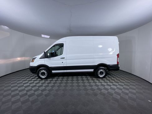 Used 2019 Ford Transit 250 130 Medium Roof image 5