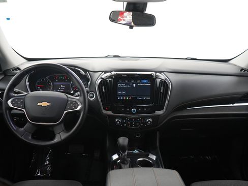 Used 2021 Chevrolet Traverse LT AWD/4WD image 17