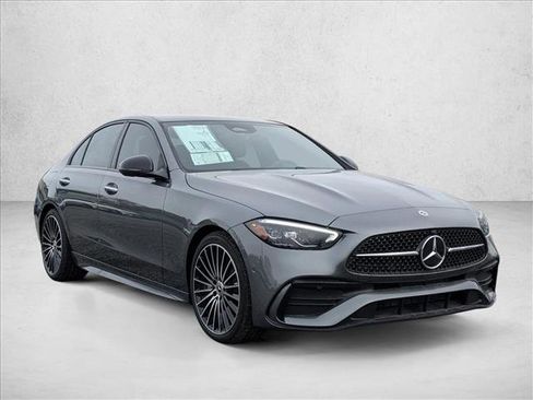 Used 2025 Mercedes-Benz C 300 4MATIC Sedan image 6