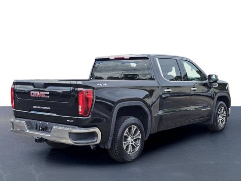 Used 2025 GMC Sierra 1500 SLT AWD/4WD image 9