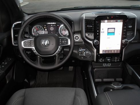 Used 2025 RAM 1500 Big Horn image 11