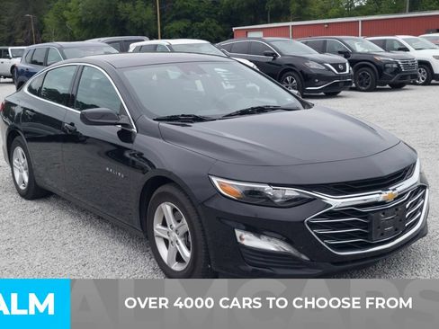 Used 2024 Chevrolet Malibu LT FWD image 2