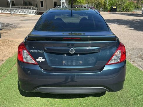 Used 2017 Nissan Versa S Plus image 7