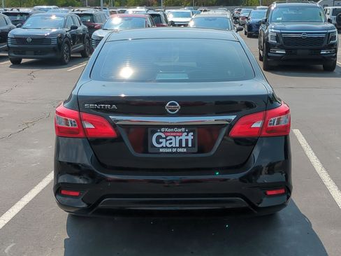 Used 2017 Nissan Sentra S image 7