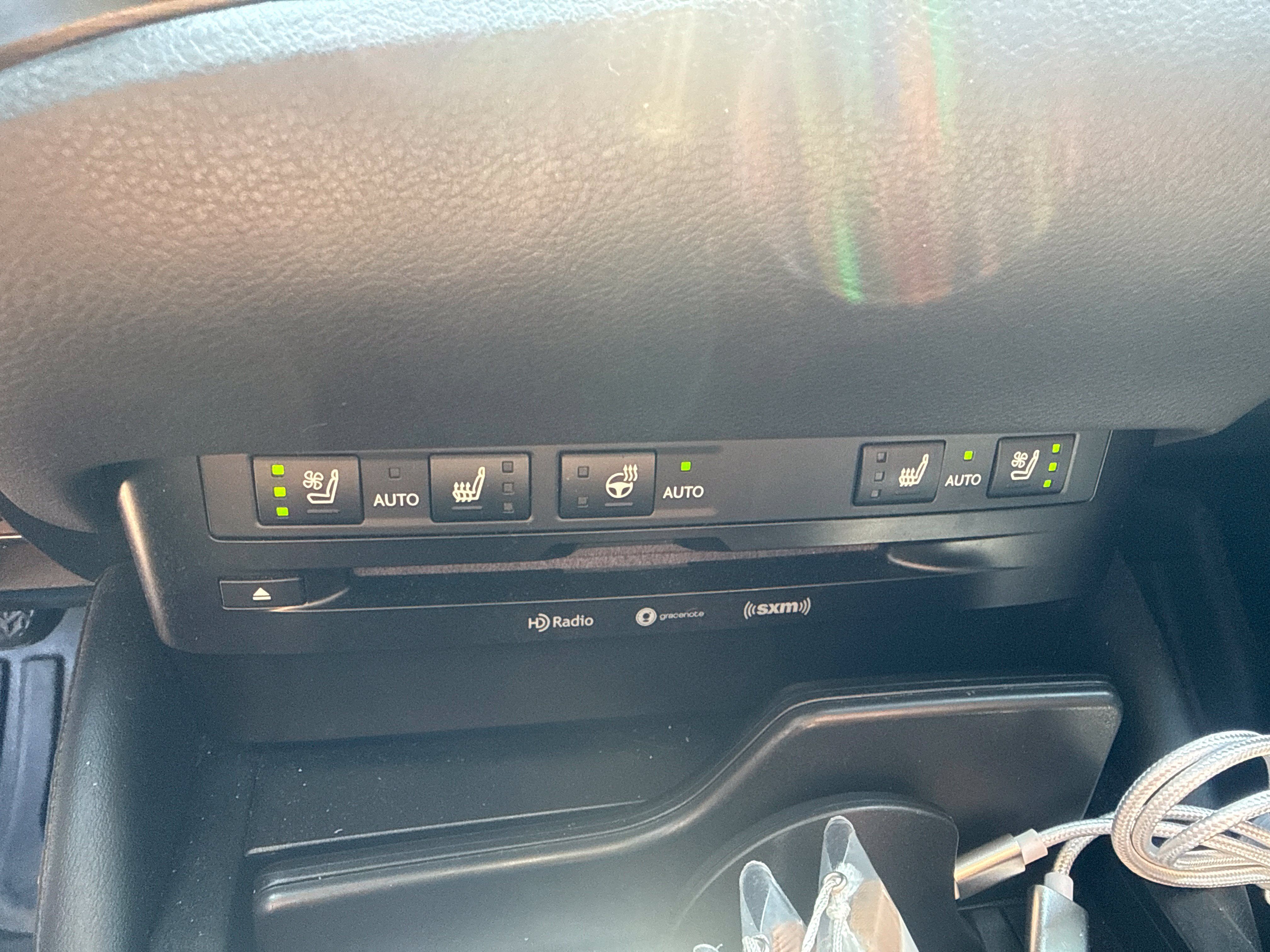 Used 2019 Lexus ES 350 w/ Premium Package FWD image 9
