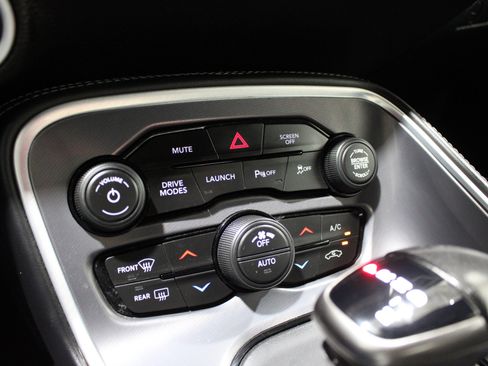 Used 2021 Dodge Challenger R/T Scat Pack RWD image 15