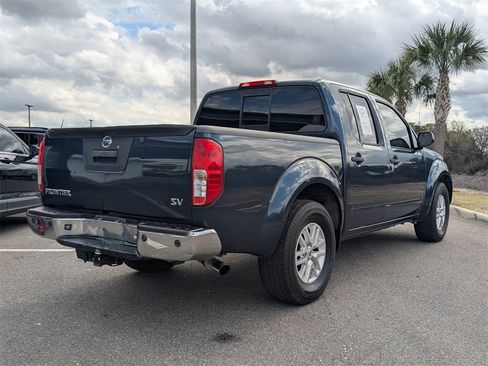 Used 2015 Nissan Frontier SV w/ SV Value Truck Package image 5