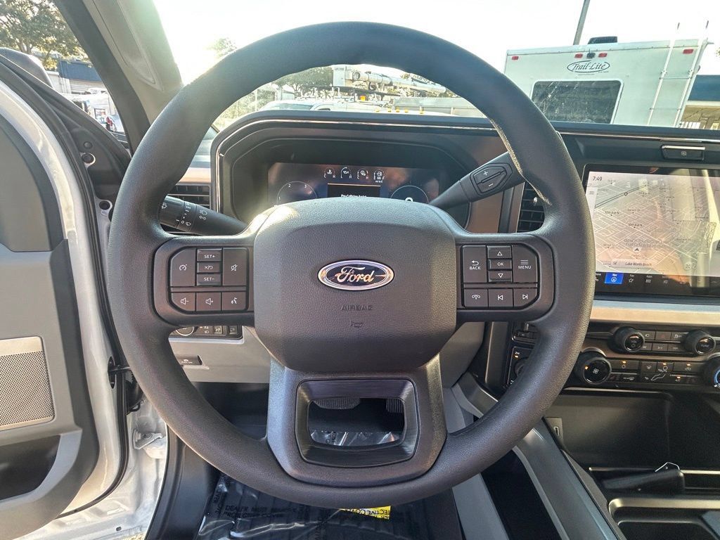 New 2026 Ford F250 XLT w/ XLT Premium Package AWD/4WD image 15