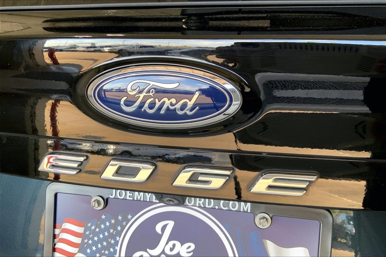 Used 2023 Ford Edge SEL w/ Convenience Package AWD/4WD image 7