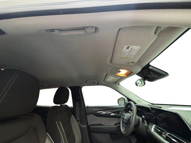 Used 2024 Chevrolet TrailBlazer LT FWD image 15