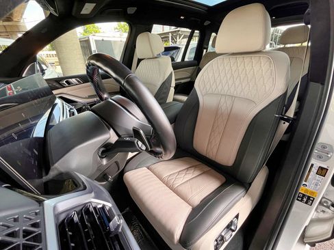 Used 2024 BMW X7 M60i w/ Executive Package AWD/4WD image 17