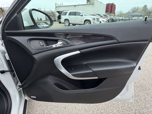 Used 2016 Buick Regal Premium FWD image 26
