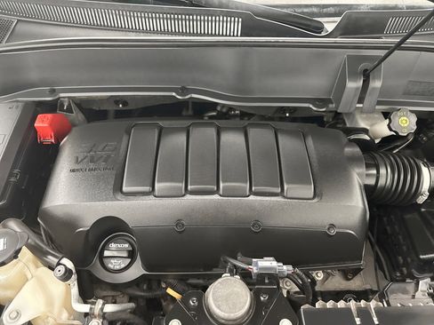 Used 2017 GMC Acadia Limited SLT image 28