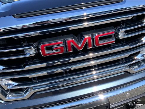 Certified 2020 GMC Sierra 1500 SLT w/ SLT Premium Plus Package AWD/4WD image 29