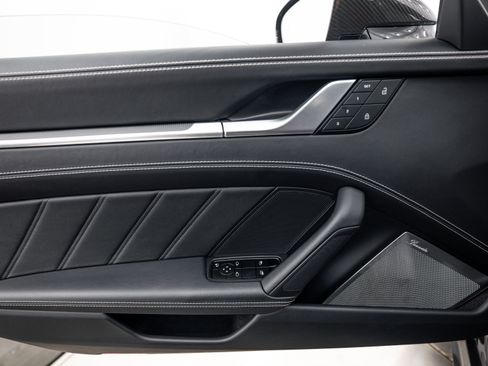 Certified 2025 Porsche 911 Turbo S AWD/4WD image 19
