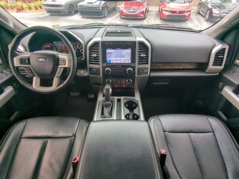 Used 2019 Ford F150 Lariat w/ Equipment Group 502A Luxury AWD/4WD image 16