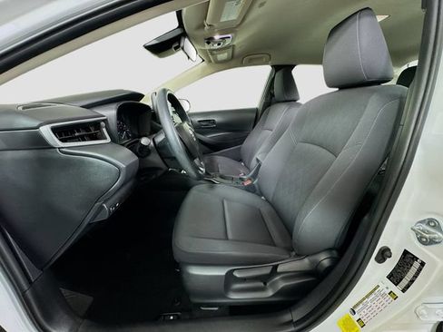 Used 2024 Toyota Corolla LE FWD image 17