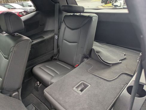 Used 2023 Cadillac XT6 Premium Luxury image 27