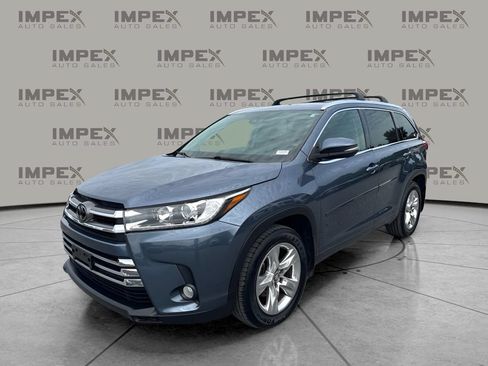 Used 2018 Toyota Highlander Limited AWD/4WD image 1