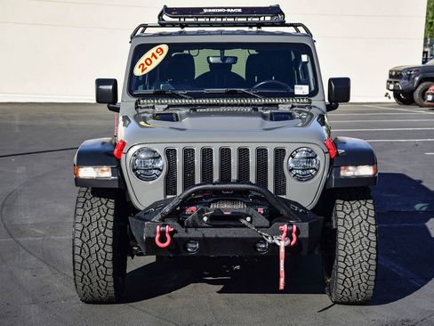 Used 2019 Jeep Wrangler Unlimited Rubicon image 2