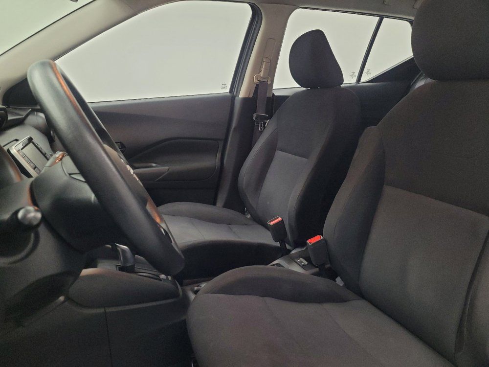 Used 2023 Nissan Kicks S FWD image 17