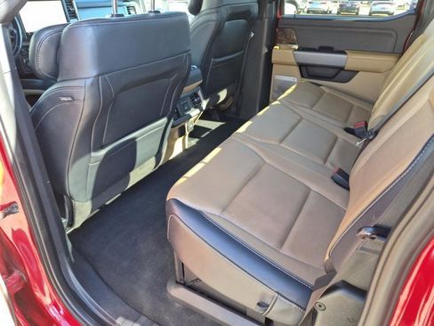 Used 2023 Ford F350 Lariat w/ Lariat Ultimate Package image 13