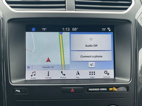 Used 2019 Ford Explorer XLT w/ Equipment Group 202A image 22