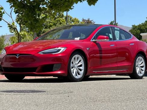 Used 2017 Tesla Model S 75D AWD/4WD image 8