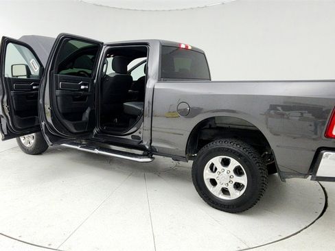Used 2024 RAM 2500 Big Horn image 11