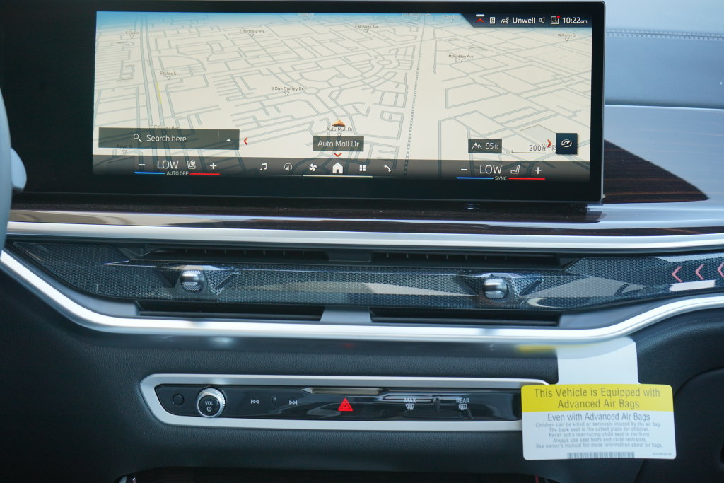 Used 2026 BMW X5 sDrive40i w/ M Sport Package RWD image 14