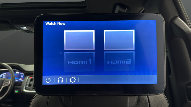Used 2022 Chevrolet Tahoe RST w/ Luxury Package AWD/4WD image 40