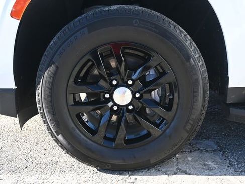 Used 2023 Chevrolet Tahoe LT w/ Luxury Package image 26