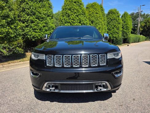 Used 2019 Jeep Grand Cherokee Overland RWD image 8
