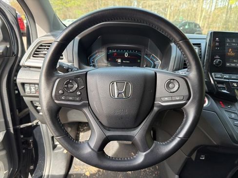Used 2024 Honda Odyssey EX-L image 13