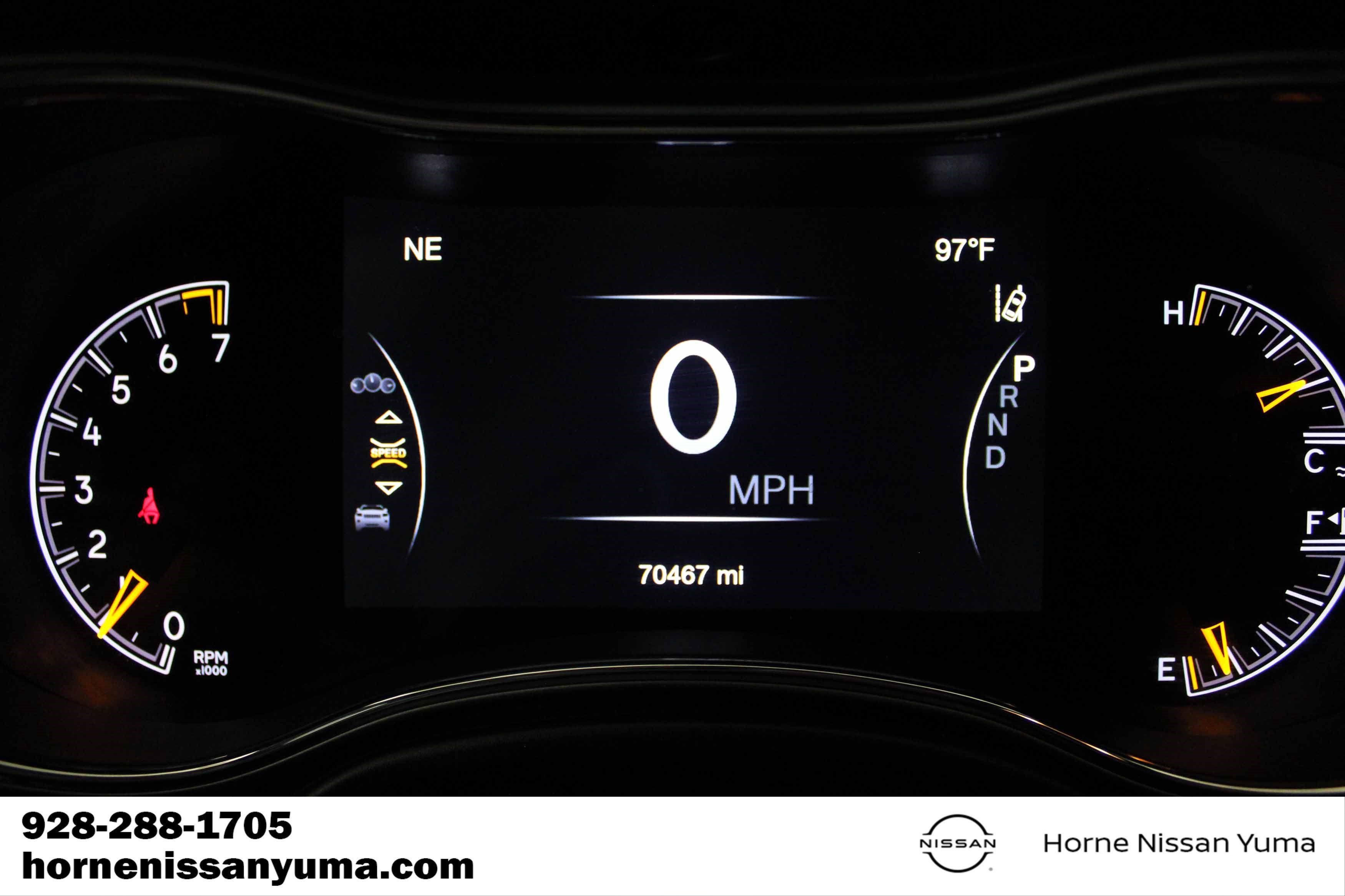 Used 2020 Jeep Grand Cherokee Altitude RWD image 12