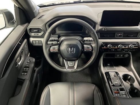 New 2026 Honda Pilot TrailSport image 25