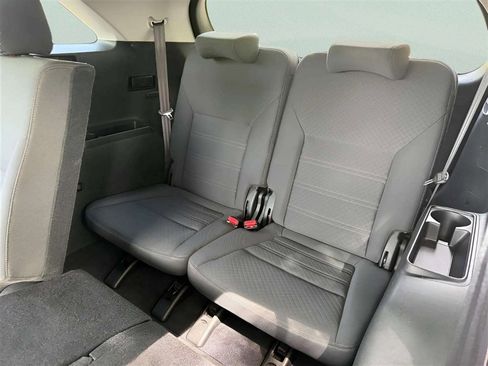 Used 2020 Kia Sorento L FWD image 17