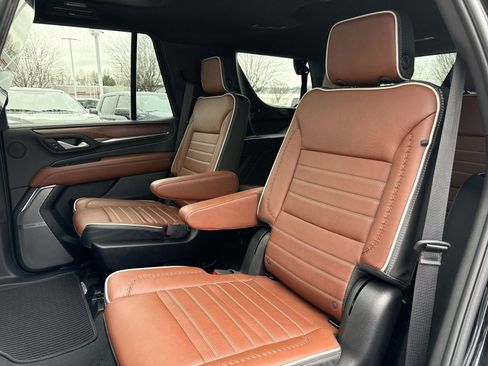 Used 2024 GMC Yukon Denali Ultimate image 25