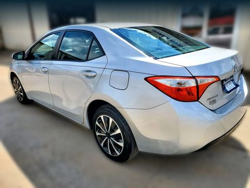 Used 2016 Toyota Corolla LE FWD image 9